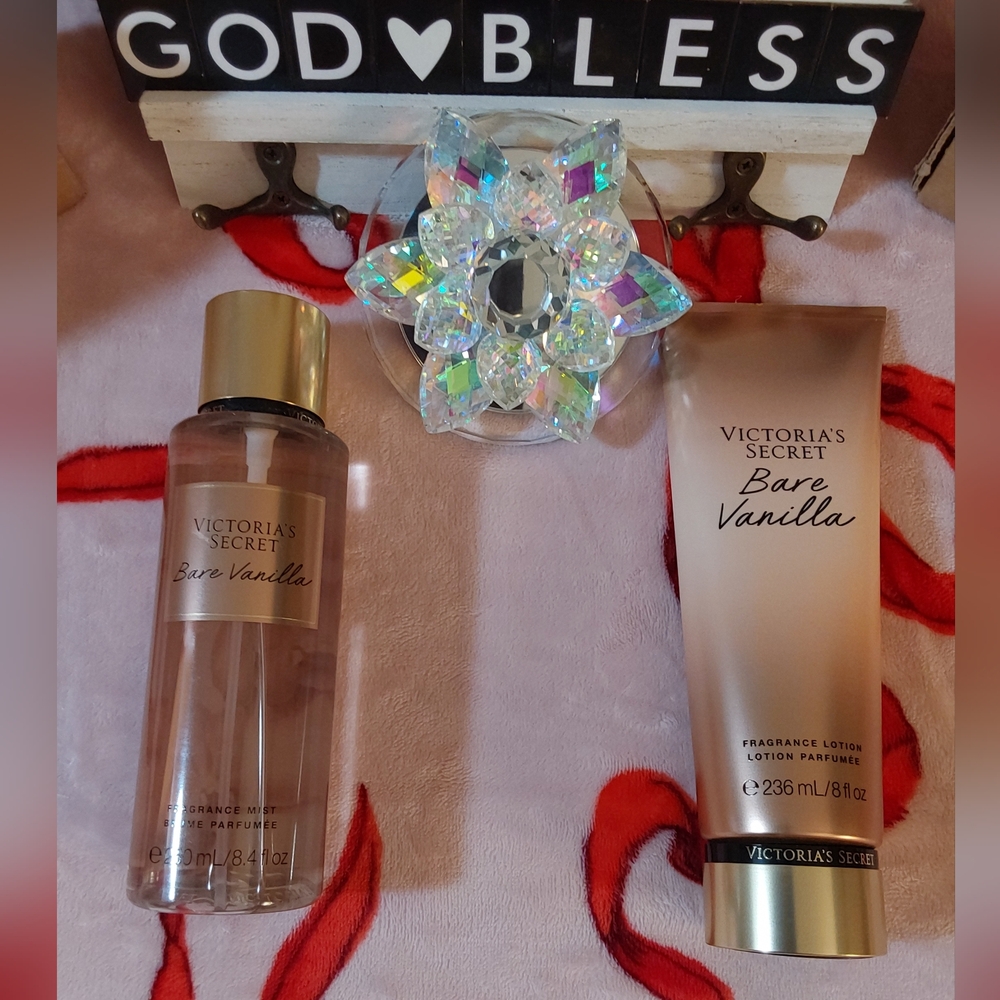🎉 HP 🥂 💝 2pc Victoria's Secret Bare Vanilla Mist & Lotion Set 💝 - Picture 2 of 11
